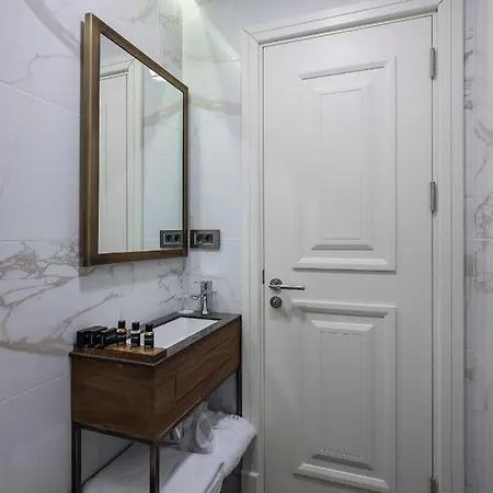 Azzap Galata Hotel