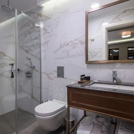 Szálloda Azzap Galata 5*