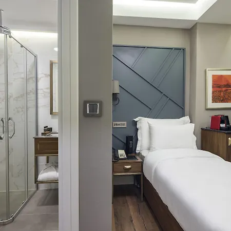 Azzap Galata 5*
